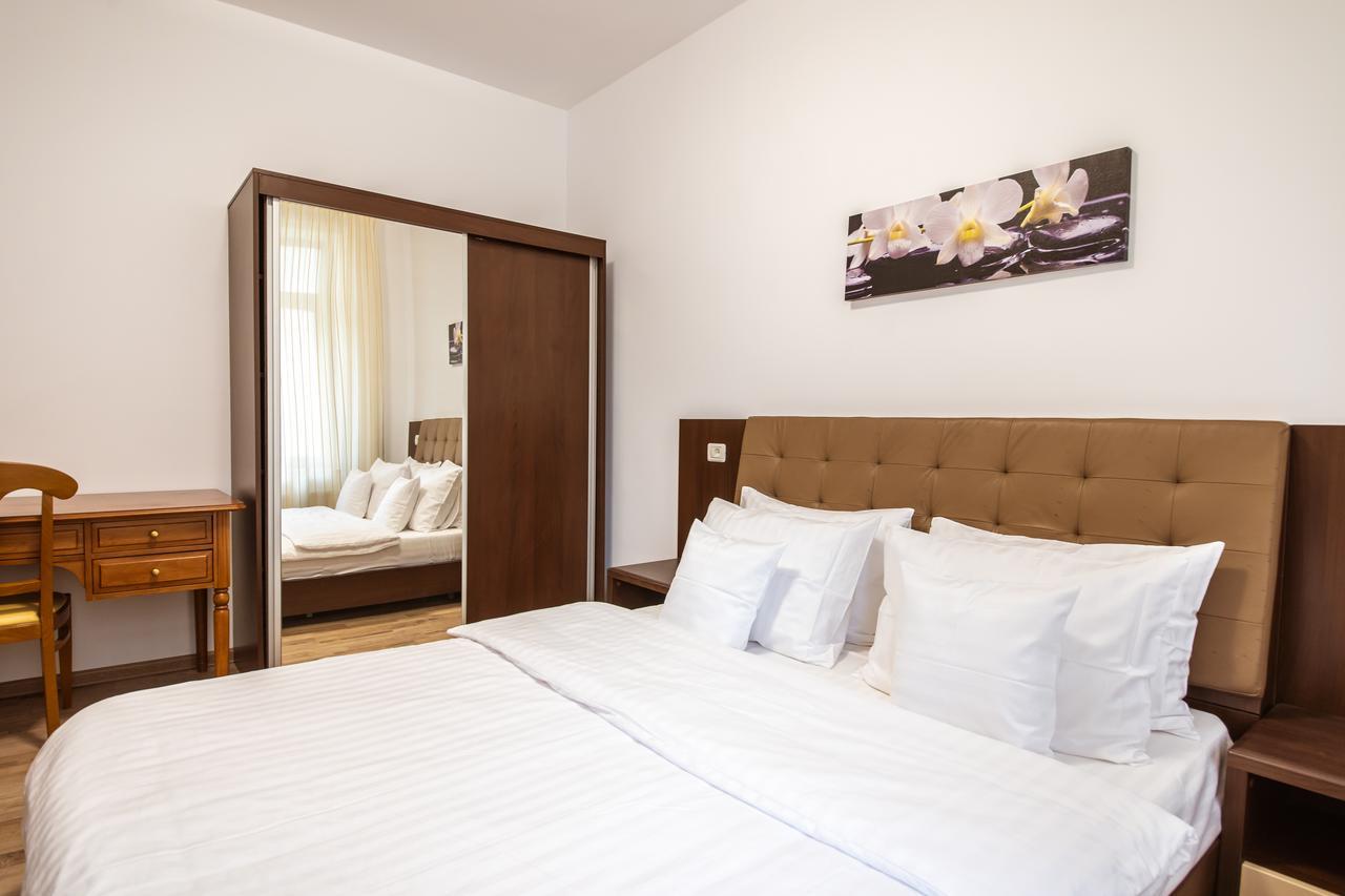 Aparthotel Bucharest Boutique By Jullie Exterior foto